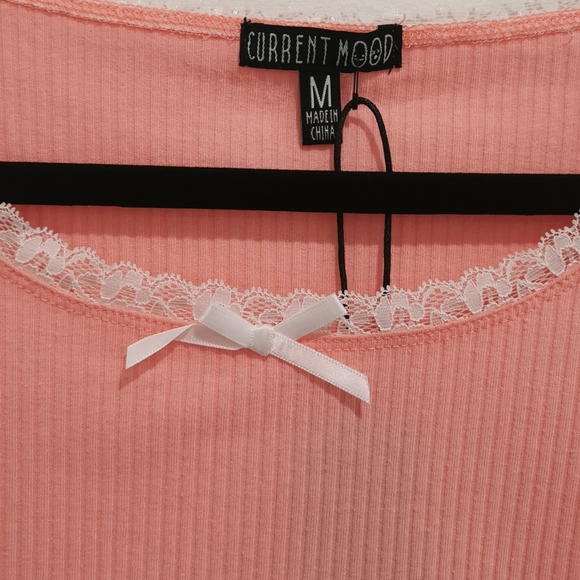 🌸 Coral Coquette top 🌸 - Picture 5 of 6